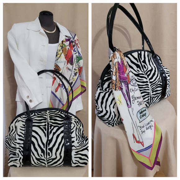 Zebra Print TOTE - Picture 9 of 11